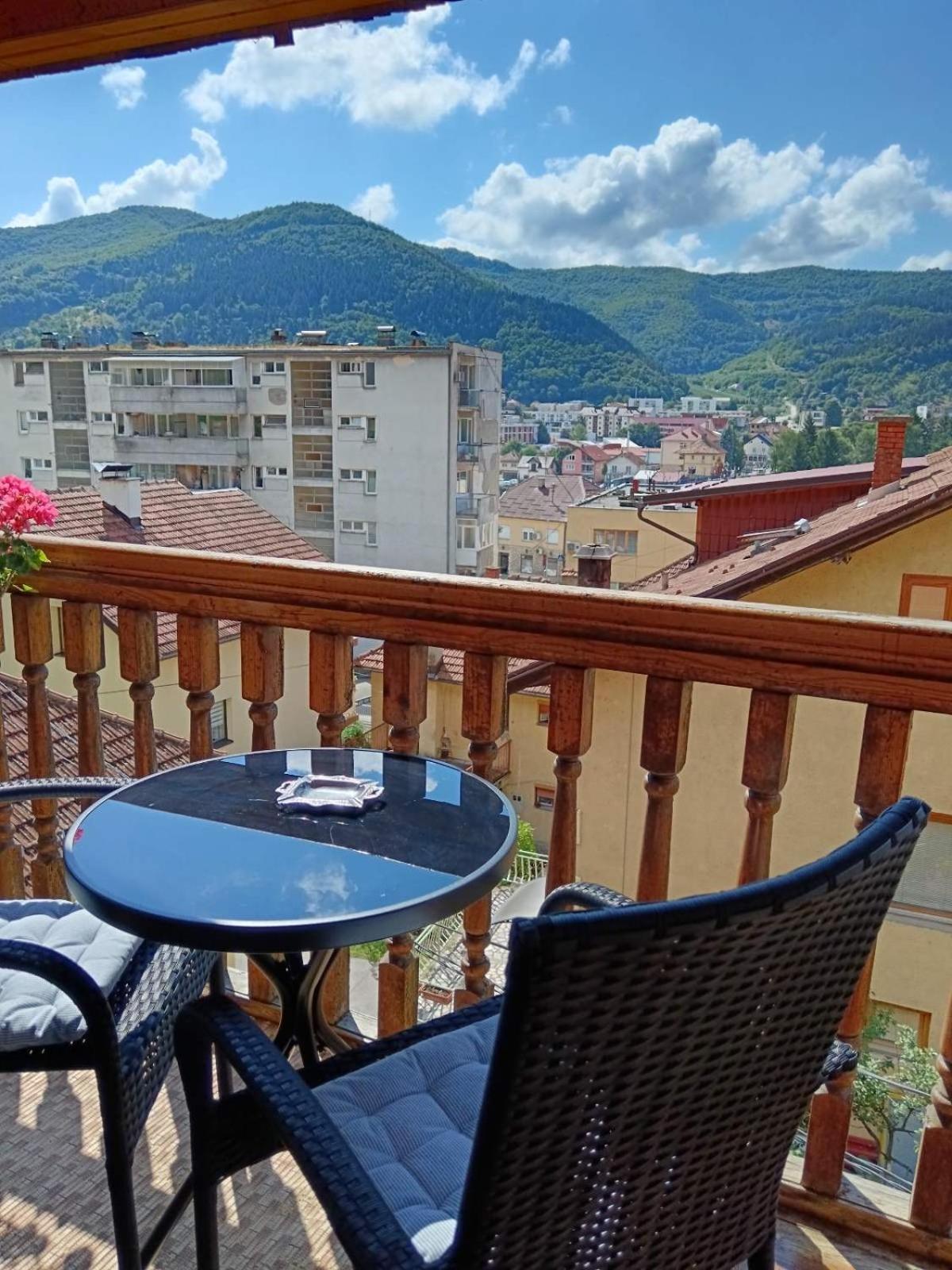 Gorazde-Centar Apartment Luaran gambar